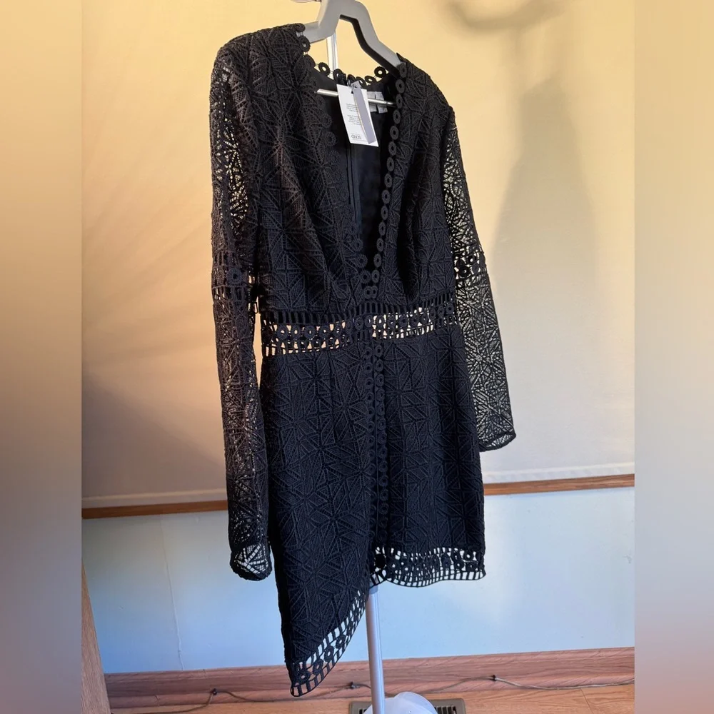 NWT ASOS Chic and Sexy black lace dress Size 12 - Picture 6 of 12